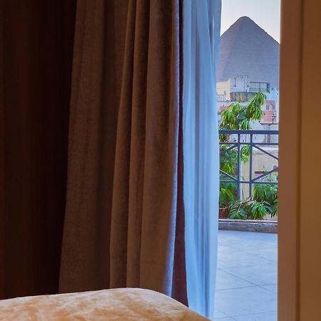 King Khufu Pyramids View Hotel Kafret el-Gabal Kamer foto