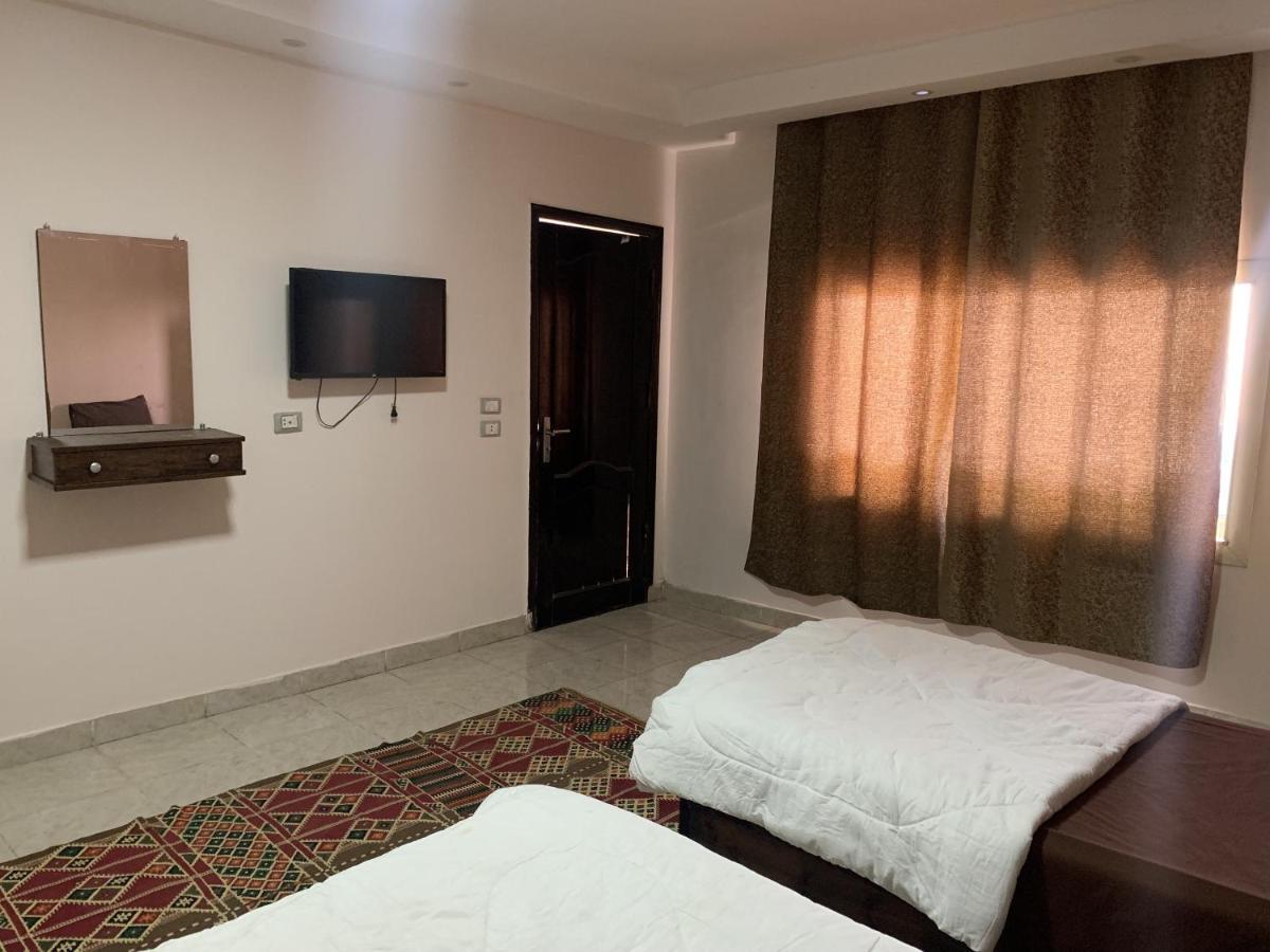 King Khufu Pyramids View Hotel Kafret el-Gabal Buitenkant foto