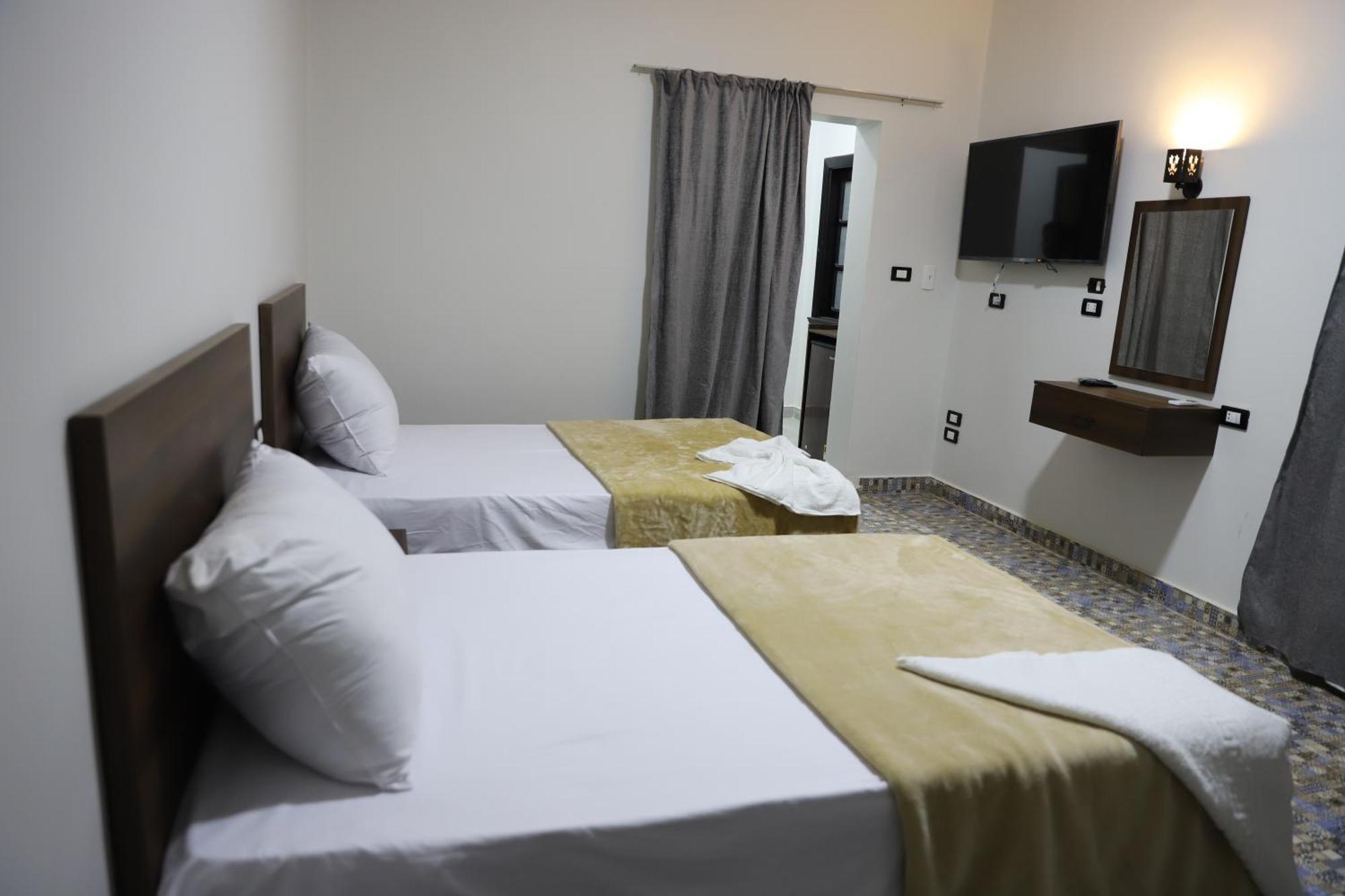 King Khufu Pyramids View Hotel Kafret el-Gabal Kamer foto