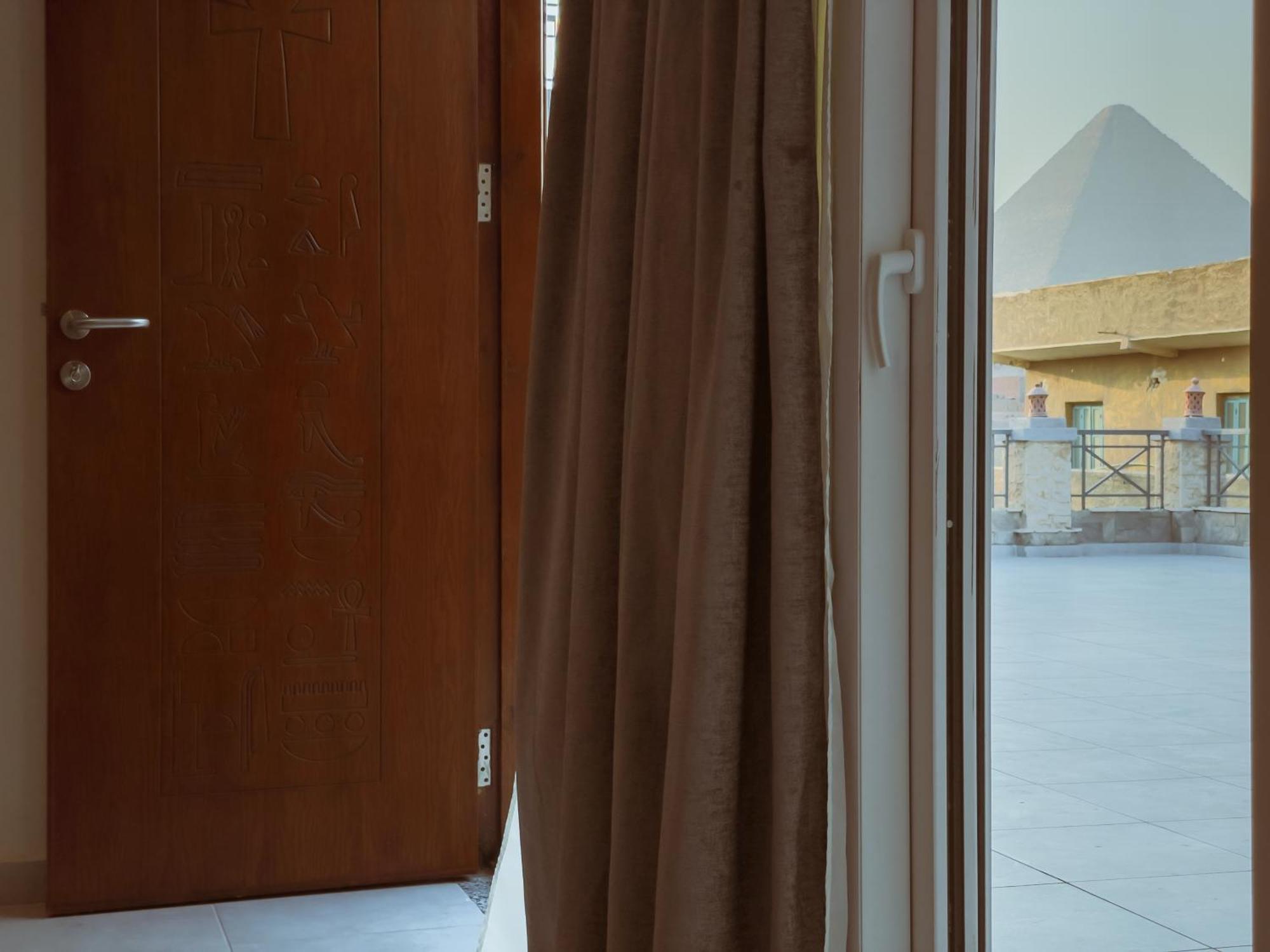 King Khufu Pyramids View Hotel Kafret el-Gabal Kamer foto