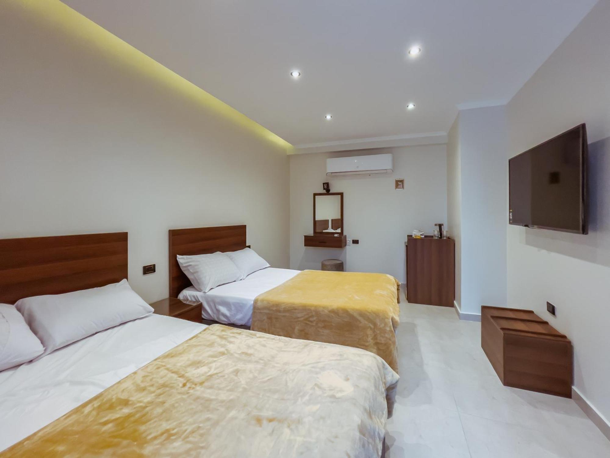 King Khufu Pyramids View Hotel Kafret el-Gabal Kamer foto