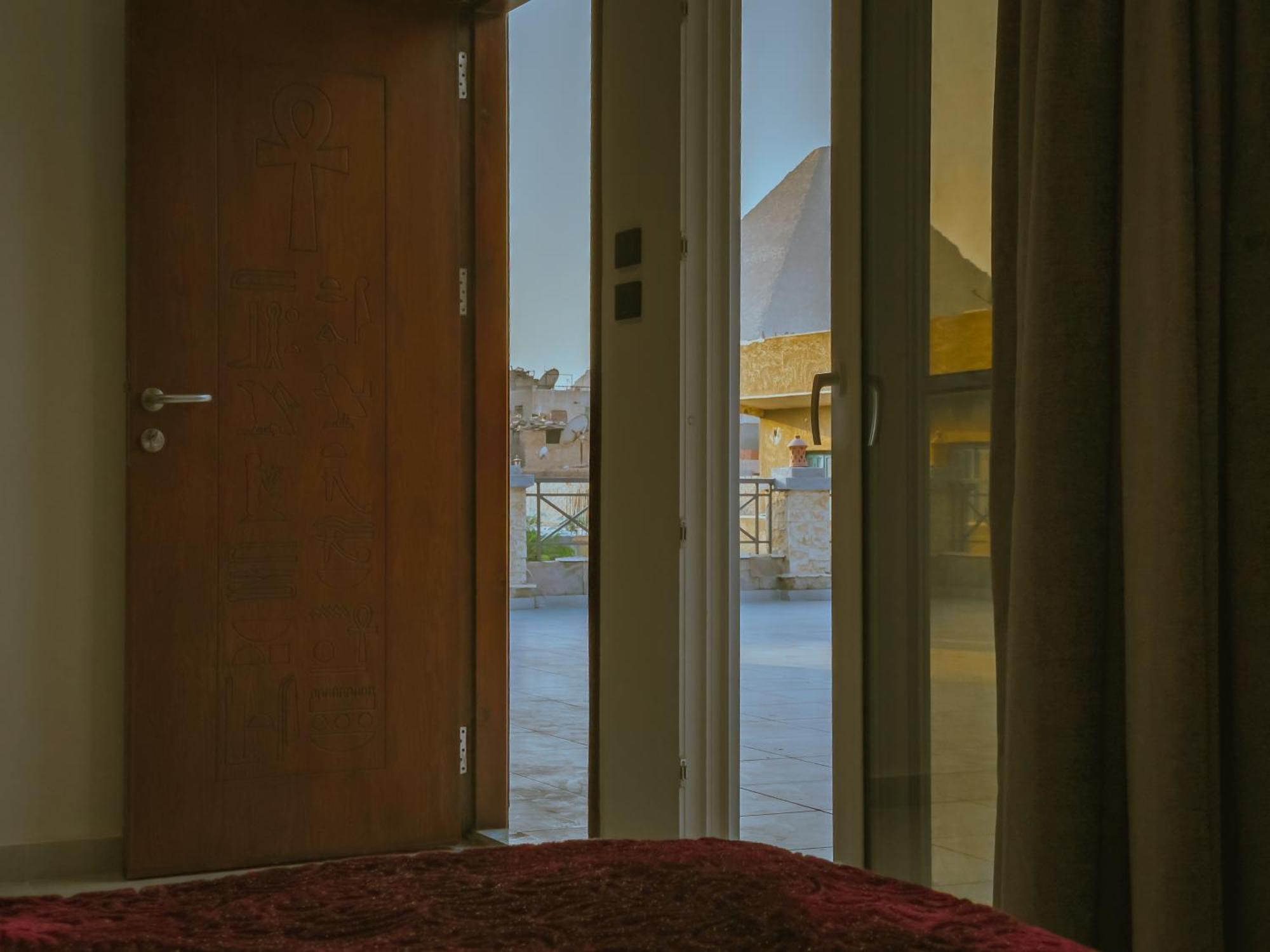 King Khufu Pyramids View Hotel Kafret el-Gabal Kamer foto
